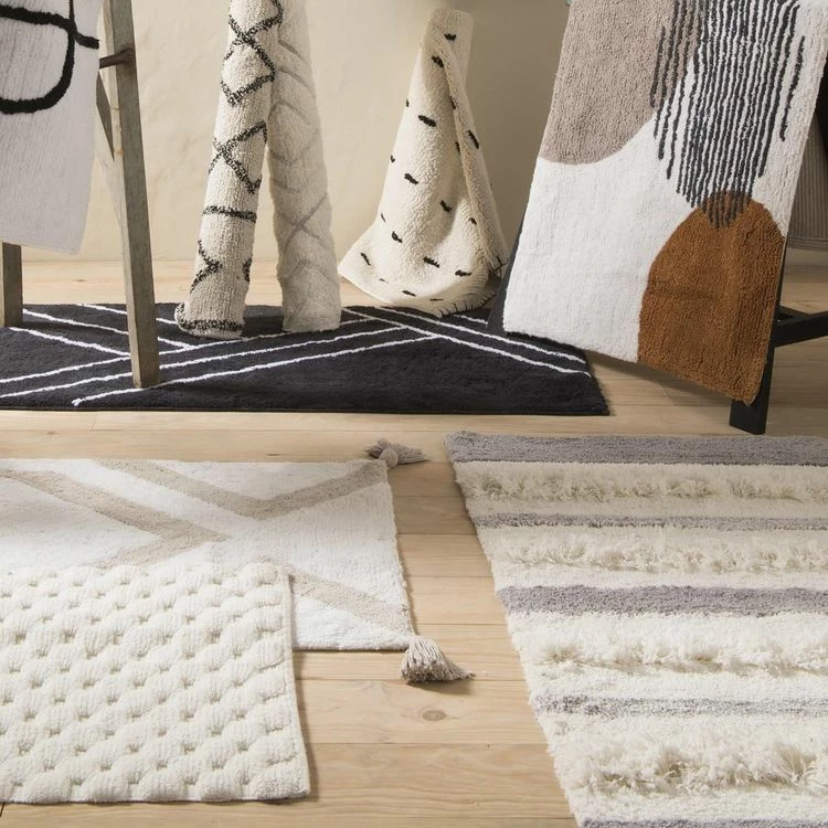 GUY LEVASSEUR Tapis De Bain En Coton Fantaisie Blanc Et Gris 60x120cm 4 GUY LEVASSEUR Tapis De Bain En Coton Fantaisie Blanc Et Gris 60x120cm – Image 4