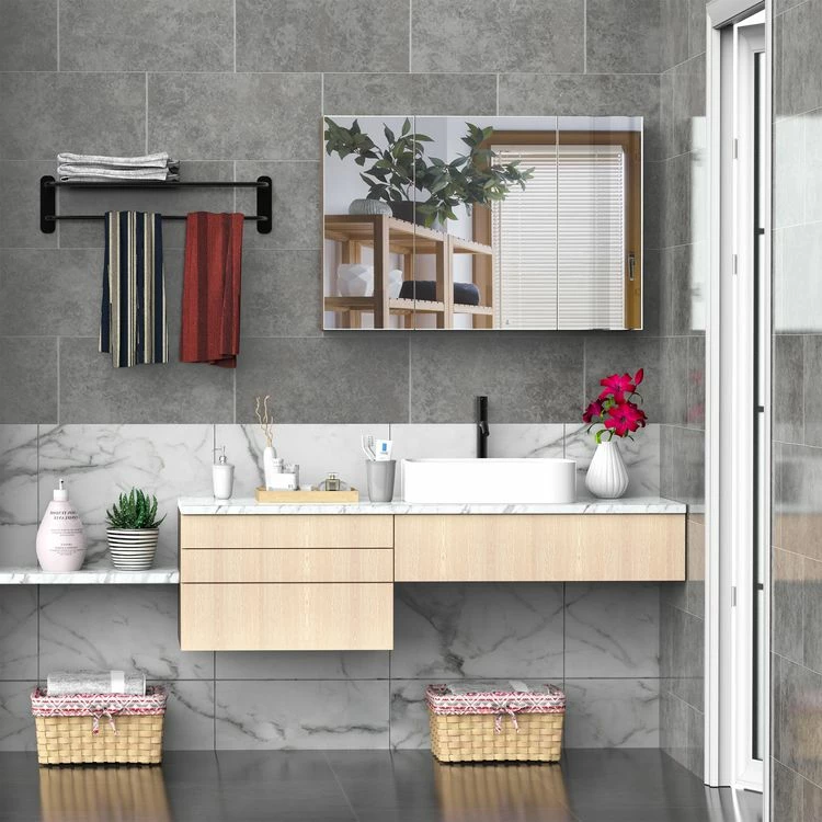 HOMCOM Armoire Murale Miroir Salle De Bain 3 Portes 3 étagères Dim. 90L X 14l X 60H Cm Panneaux Particules Chêne Clair 2 HOMCOM Armoire Murale Miroir Salle De Bain 3 Portes 3 étagères Dim. 90L X 14l X 60H Cm Panneaux Particules Chêne Clair – Image 2